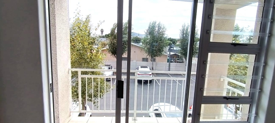 To Let 2 Bedroom Property for Rent in Klipkop Western Cape